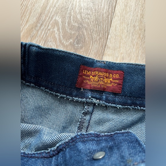 SOLD Levi’s Vintage Elastic High Waist Jeans Size 26 - Picture 4 of 11